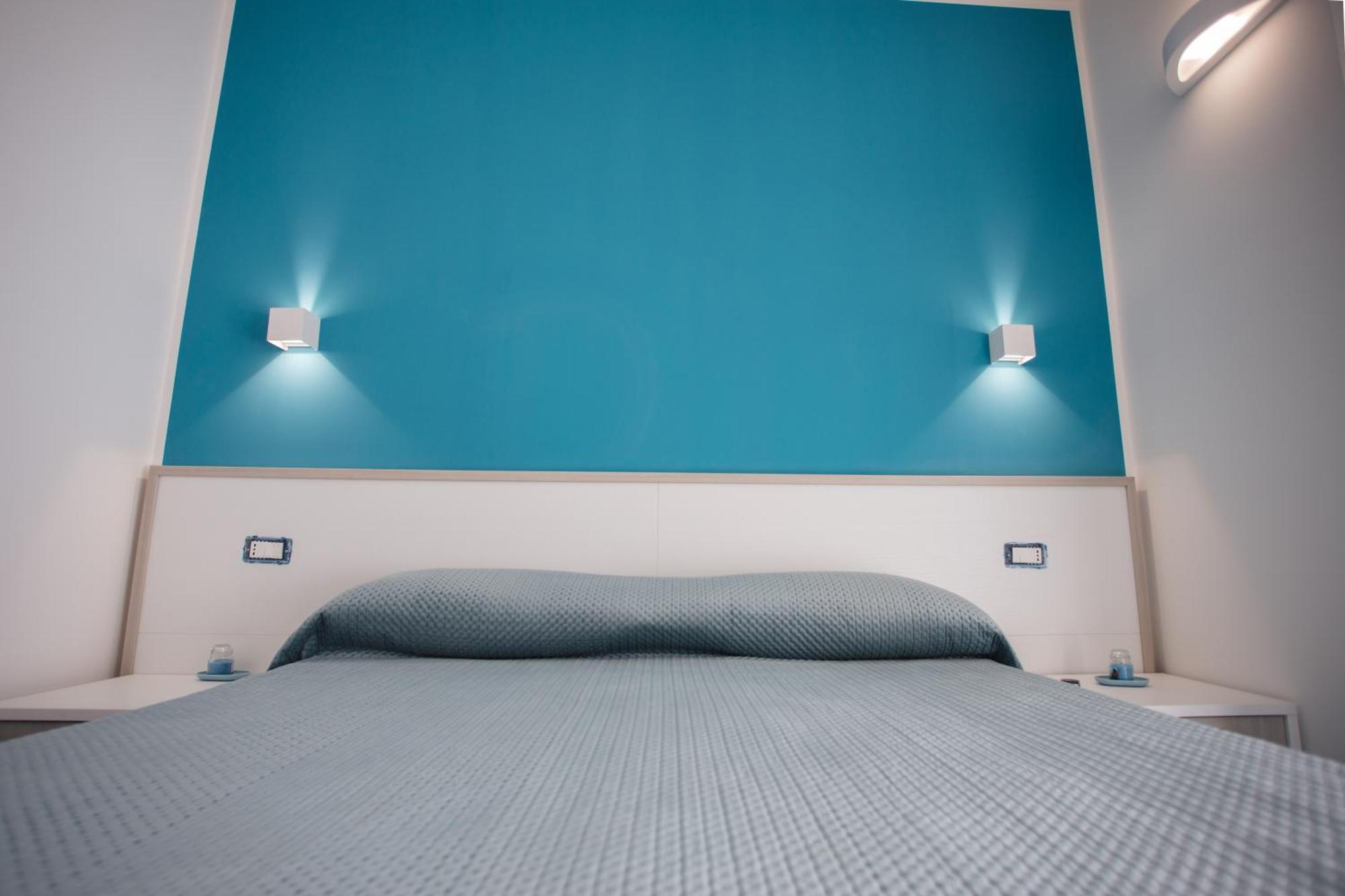 Nel Blu Dipinto Di Blu Pianillo
